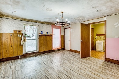 151 Gates St, Andover, OH 44003 - photo 4