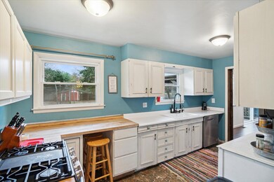 16-1211-102nd-Ave-Plainwell-MI-49080-Win