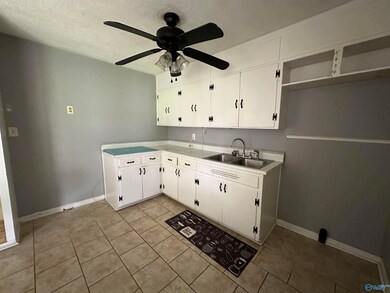 1115 Sangster Rd, Gadsden, AL 35901 - photo 4