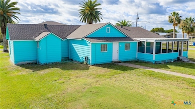 312 Jefferson Ave, Port Lavaca, TX 77979 - photo 3