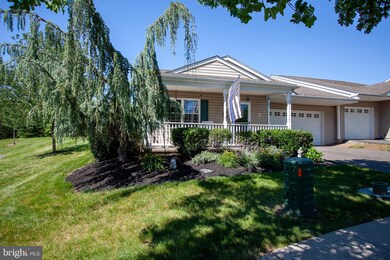 169 W Harmony Dr, Pottstown, PA 19464 - photo 2