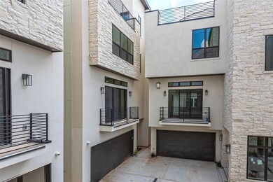 1721 Dunlavy St, Houston, TX 77006 - photo 2