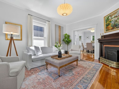 51 Wren St, West Roxbury, MA 02132 - photo 6