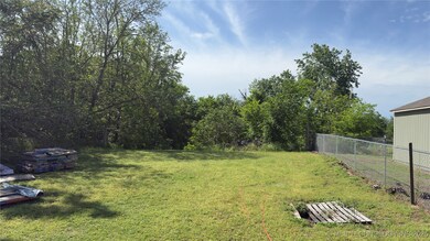 4542 W 8th St, Tulsa, OK 74127 - photo 5