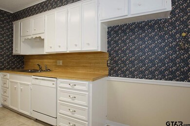 8204 Purdue Dr, Tyler, TX 75703 - photo 5