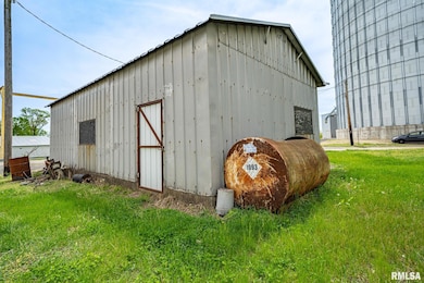 100 S Main St, Forest City, IL 61532 - photo 2