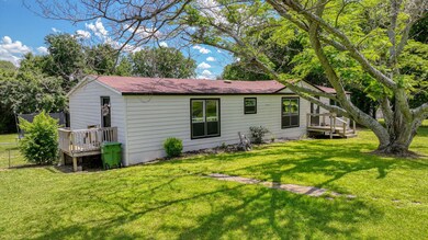 411 Stonebridge Ct, Weatherford, TX 76085 - photo 3