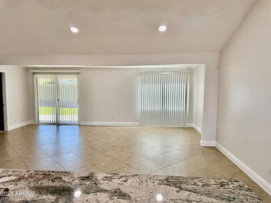 1213 E Tonto Ln, Phoenix, AZ 85024 - photo 6