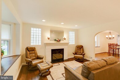 8443 Pleasant Plains Rd, Towson, MD 21286 - photo 4