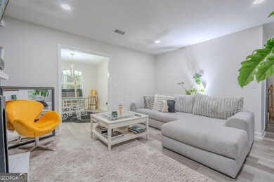 5601 Tunbridge Wells Rd, Lithonia, GA 30058 - photo 5