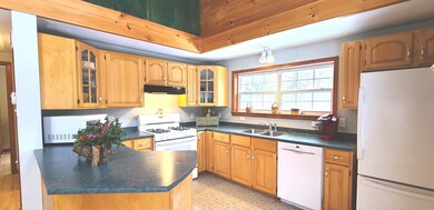 9 Rainbow Dr, Ossipee, NH 03864 - photo 2