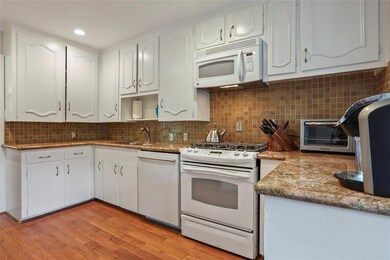 1517 Ronson Rd, Houston, TX 77055 - photo 5