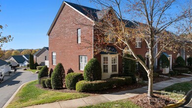 19560 Makayla Ln, Cornelius, NC 28031 - photo 2