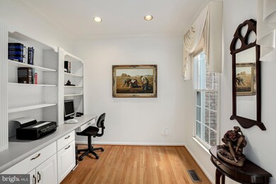 12204 Falls Rd, Potomac, MD 20854 - photo 5