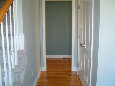 43A Pratt St Right Side unit 43A, Taunton, MA 02780 - photo 7