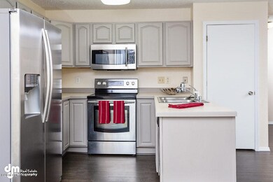 Kitchen 2219-SMALL