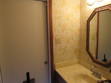 908 908 Joel Dr, Tyler, TX 75703 - photo 7