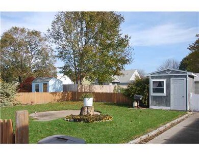 209 Clews St, Pawtucket, RI 02861 - photo 3