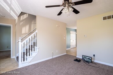 6811 E Manslick Rd, Louisville, KY 40228 - photo 7