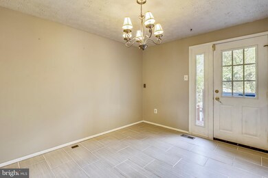 20317 Greenriver Terrace, Germantown, MD 20876 - photo 6