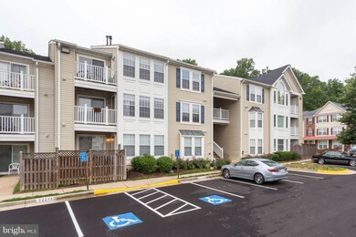 9220A Cardinal Forest Ln unit A, Lorton, VA 22079 - photo 2