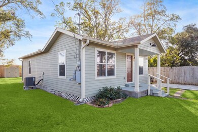 3716 E Walnut St, Pearland, TX 77581 - photo 4