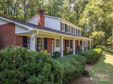 1055 Fairway Ln, Lincolnton, NC 28092 - photo 4