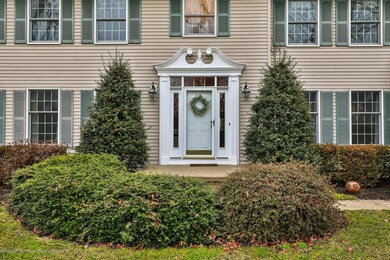 2415 Orchard Crest Blvd-large-002-057-1F