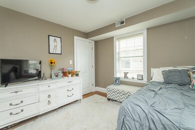 138 I St unit 2, Boston, MA 02127 - photo 4