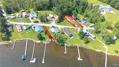 and deeded lake rights!