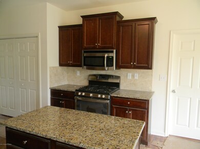 305 Links Ct, Drums, PA 18222 - photo 2