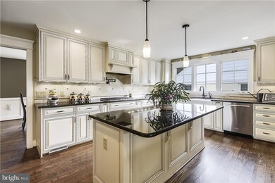 11004 Stillwater Ave, Kensington, MD 20895 - photo 2