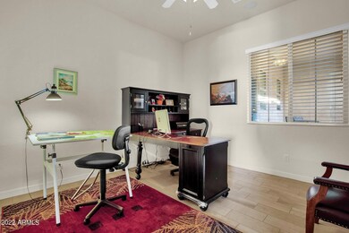 8-web-or-mls-6322-e-sienna-bouquet-pl