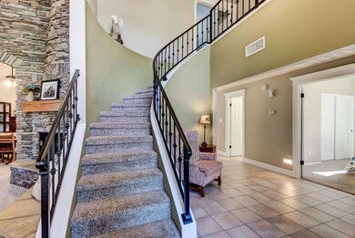 5356 E Fairbrook St-7