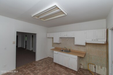 43 Moyston St, Schenectady, NY 12307 - photo 7