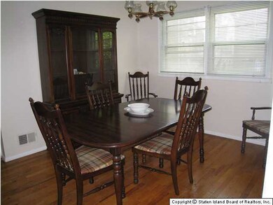 11 Church Ave, Staten Island, NY 10314 - photo 4