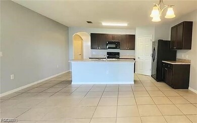 2625 Manzilla Ln, Cape Coral, FL 33909 - photo 4