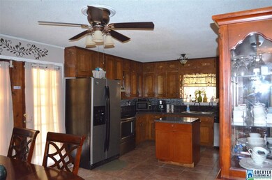 2736 6th St NE, Center Point, AL 35215 - photo 7