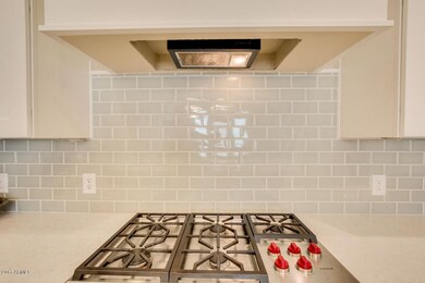 Kitchen Backsplash
