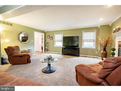 1907 Wayne Dr, Norristown, PA 19403 - photo 5