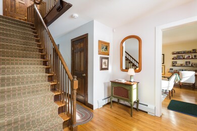 3 foyer-120