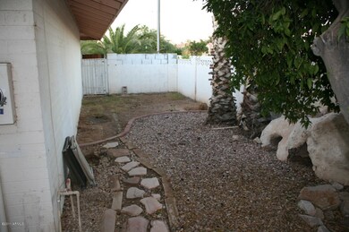 Side yard