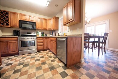 6032 Conestoga Trail, Columbus, IN 47203 - photo 3