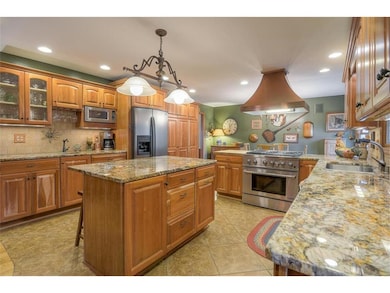 NEW OPEN KITCHEN!