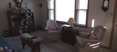 2725 W Cheyenne Rd, Waukegan, IL 60087 - photo 6