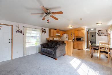 3105 M St SE unit 34, Auburn, WA 98002 - photo 4