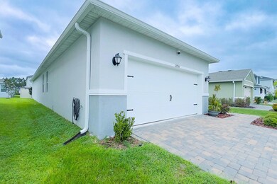 2755 Meadow Stream Way, Clermont, FL 34714 - photo 4