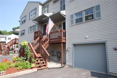 1603 Plainfield Pike unit E8, Johnston, RI 02919 - photo 2