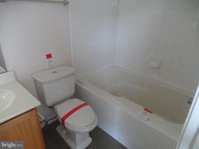 9805 Juniper Dr, Bowie, MD 20721 - photo 7