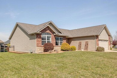 1861 Wellington Ln, Maryville, IL 62062 - photo 2